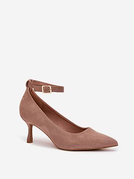 High heels Step in style