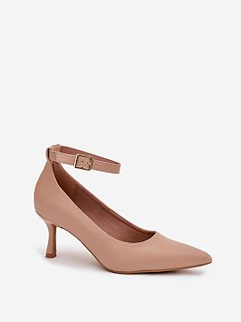 High heels Step in style