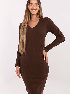 day dress Rue Paris  This everyday pencil dress combines comfort with elegant simplicity, making it perfect for both work and everyday wear. Made of soft, ribbed