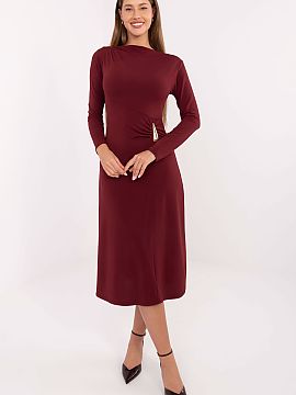 Daydress Italy Moda  Elegant midi dress, perfect for various occasions from everyday outings, through work stylizations, to formal meetings. Made of a dominant b