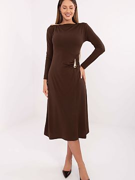 Daydress Italy Moda  An elegant midi dress, perfect for various occasions from everyday outings, through work stylizations, to formal meetings. Made of a dominan