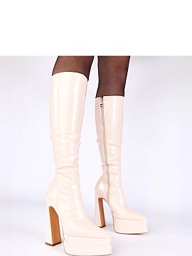 Heeled boots Solea  Stylish, lacquered boots made of high-quality eco-leather that impress with elegance and modern, bold style. Their high shaft, 37 cm long, b