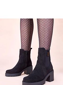 Heeled boots Solea  We present black ankle boots with a pillar and elastic insert by Stilla, which will surely become your favorite wardrobe item. These unique 