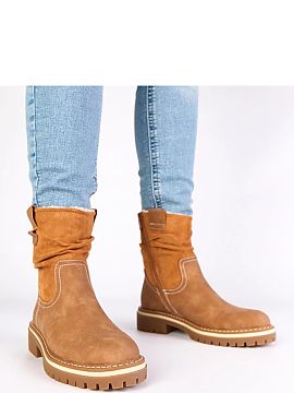 Botki Solea  Get ready for cooler days with our brown, insulated ankle boots with a ruched upper - Lovisa. These stylish flat boots are the perfect solut