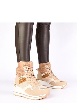 Snow boots Solea  Comfortable and stylish women\'s snow boots in a sporty style, made of ecological suede leather, which will work perfectly on winter days. I