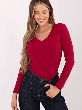 Bluzka Rue Paris  Universal women\'s blouse with a casual character, perfect for both everyday wear and work. Made of pleasant to the touch cotton with elasta