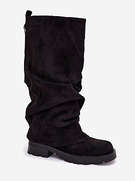 Kozaki Step in style  Women\'s boots made of faux suede are a comfortable and stylish choice for cold days. The interior lined with shoe fleece provides warmth, a