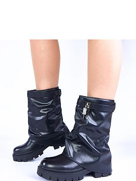 Botki Solea  We present black platform ankle boots with a folded upper Kisanet from the renowned brand Gemre. It is a perfect choice for women who value 