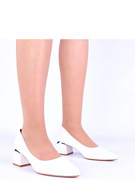 Block heel pumps Solea  White pumps with a low heel with a silver accent from the Vallisa brand Gemre are a proposition for women who value elegance, comfort, and t