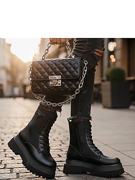 Platform boots Solea