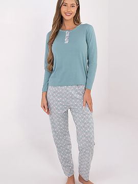 Pyjama Forever Pink  Comfortable, two-piece women\'s pajamas made of soft and pleasant to the touch cotton, perfect for a peaceful sleep and home relaxation. The