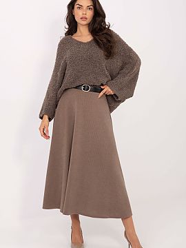 Skirt Rue Paris  Stylish and feminine knitted midi skirt, made of ribbed material with a varied texture. Thanks to the blend of polyester and elastane, the m