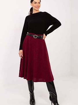 Skirt Rue Paris  Stylish and feminine flared knit skirt, perfect for everyday wear, work, and more elegant occasions. Made of a blend of polyester and elasta