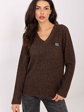 sweter Relevance  This sweater is the perfect choice for women who value comfort and style in their everyday outfits. Made of high-quality cotton with a touch