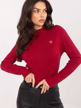 golf Lakerta  The elegant turtleneck sweater is a stylish and practical wardrobe essential, perfect for cooler days. Made from a high-quality blend of woo