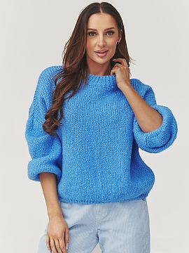sweter Makadamia  Extremely comfortable and stylish women\'s sweater with a loose cut, perfect for cooler days. Made of soft, pleasant to the touch fabric tha
