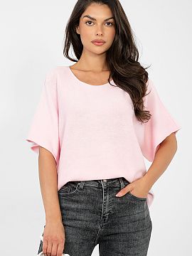 sweter Italy Moda  Elegant women\'s oversized sweater, which will work perfectly both for everyday wear and for work. Made of a blend of viscose, polyester, an