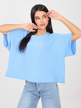 sweter Italy Moda  Elegant women\'s oversized sweater, which will work perfectly for both everyday wear and for work. Made from a blend of viscose, polyester, 