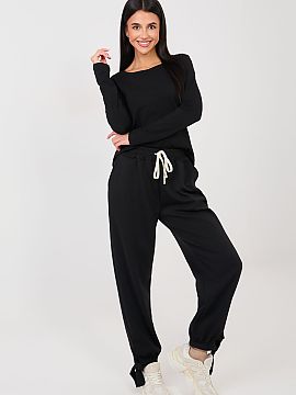 Tracksuit trousers Italy Moda  Casual jogger pants are the perfect everyday proposition, combining comfort with a stylish look. Made of a soft and stretchy blend of viscos