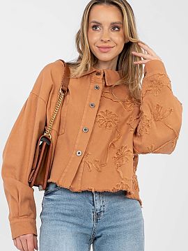 Denim jacket Rue Paris  Stylish women\'s denim jacket in a casual edition, perfect for everyday wear. Made of high-quality cotton, it ensures comfort and a universa