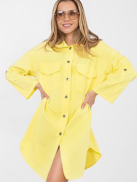 Daydress Rue Paris  Comfortable shirt dress with a loose fit, perfect for everyday styling. The model fastens with buttons, with a classic collar that gives the