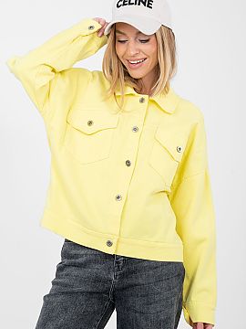Denim jacket Rue Paris  Classic women\'s denim jacket in a casual style, perfect for everyday stylizations. The model fastens with buttons, has a classic collar and
