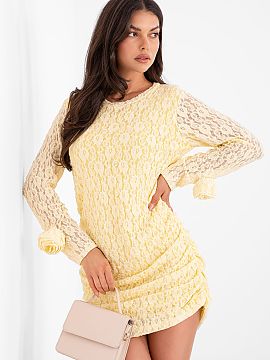 Short dress Italy Moda  Elegant lace cocktail dress, perfect for formal occasions and party outings. The pencil dress style beautifully accentuates the female silho