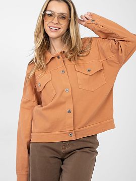 Denim jacket Rue Paris  Classic women\'s denim jacket in a casual style, perfect for everyday styling. The model fastens with buttons, has a classic collar and long