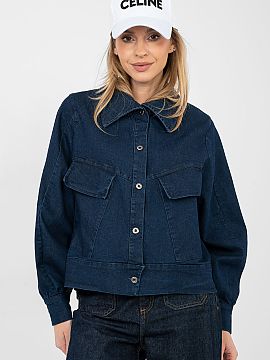 Denim jacket Rue Paris  A women\'s denim jacket fastened with buttons is a universal proposition for everyday casual styling, ideal for the spring/summer season. Th