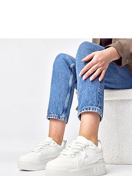 Sports footwear Solea  Sports shoes are a comfortable and stylish option for everyday wear. Made of high-quality synthetic leather, they look modern and are easy t