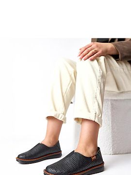 Shoes Solea  Loafers are versatile footwear that combines a classic look with everyday comfort. Made of high-quality synthetic leather, they look aesthet