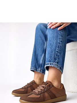 Sports footwear Solea  Sports shoes are a comfortable and versatile option for everyday use. Made of high-quality synthetic leather, they look modern and are easy 