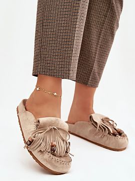 Flip-flops Step in style  Women\'s mule-style sandals made of eco suede are a stylish and comfortable option for everyday wear. The model set on a platform provides s