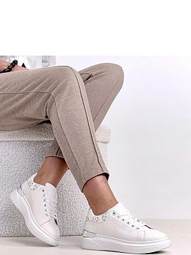 Sport Shoes Solea  Modern sports shoes made of high-quality faux leather, which is durable, easy to care for, and aesthetically pleasing. It is an ideal choice