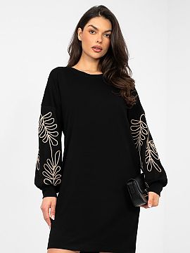 Daydress Rue Paris  Sweatshirt mini dress that combines comfort with feminine style. Made of exceptionally soft to the touch material like soft butter, delicate