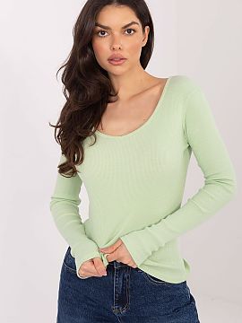 Blouse Factory Price  The fitted women\'s longsleeve shirt is a universal base for many styles, both for everyday wear and for work. Maintained in a casual style,