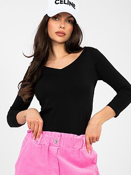 Bluzka Rue Paris  Stylish and comfortable everyday blouse with a fitted cut, which beautifully emphasizes the silhouette, providing full comfort of wearing. M