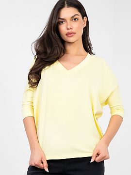 Bluzka Rue Paris  Universal everyday blouse with a timeless, smooth pattern that will work perfectly in any wardrobe. Made of high-quality cotton with elastan