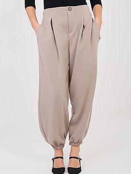 Tracksuit trousers Italy Moda  Casual jogger-style sweatpants are a combination of comfort and stylish appearance, perfect for everyday wear and for a more relaxed work st