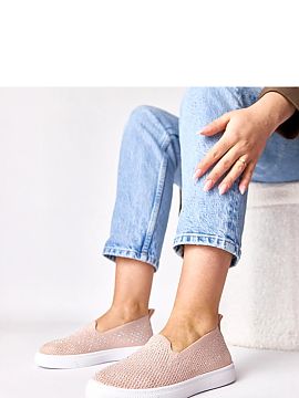 Trampki Solea  Stylish sneakers with decorative zircons that add a subtle glow and feminine character to any outfit. Made of light fabric, they are comfort