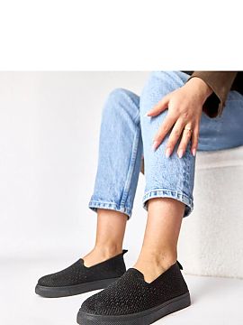 Trampki Solea  Stylish sneakers with decorative zircons that add a subtle glow and feminine character to any outfit. Made of lightweight fabric, they are c