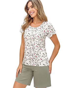 Pyjama Donna  Stylish women\'s pajamas, created with comfort and freedom of movement in mind. The loose, comfortable cut ensures full comfort when worn, a