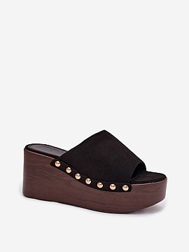 Slippers Step in style