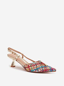 Heeled sandals Step in style