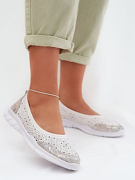 Balerinki Step in style  Patterned women\'s ballet flats from the S.Barski brand made of natural leather are an ideal proposal for women who appreciate comfort and s