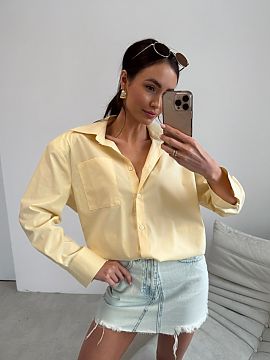 long sleeve shirt Roco Fashion  The shirt in a loose, modern cut was designed with comfort and universal style in mind, perfect for everyday wear. The model stands out with