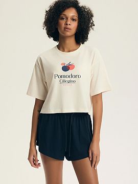 Pyjama Henderson  Women\'s pajamas that combine comfort with a light, casual style, perfect for both sleep and as comfortable homewear on warm days and peacef