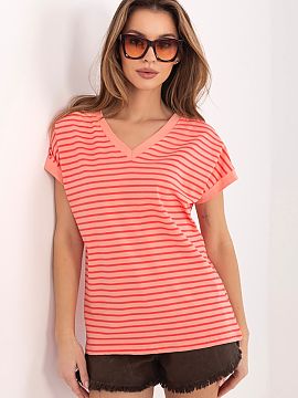 T-shirt Relevance  Stylish women\'s t-shirt in a casual version, perfect for everyday wear and daily occasions. The model of standard length has short sleeves 