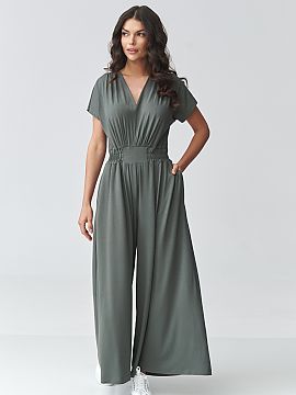 Suit Makadamia  Modern women\'s jumpsuit with wide legs is a perfect choice for women who value style and comfort in one. Loose, flowing cut beautifully com
