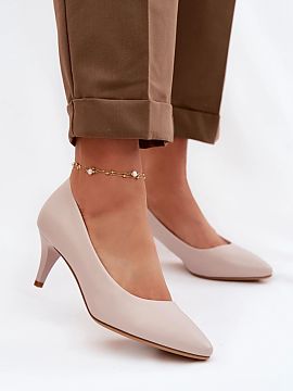 High heels Step in style  